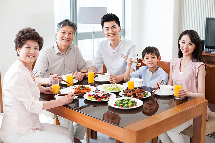 快乐家庭用餐