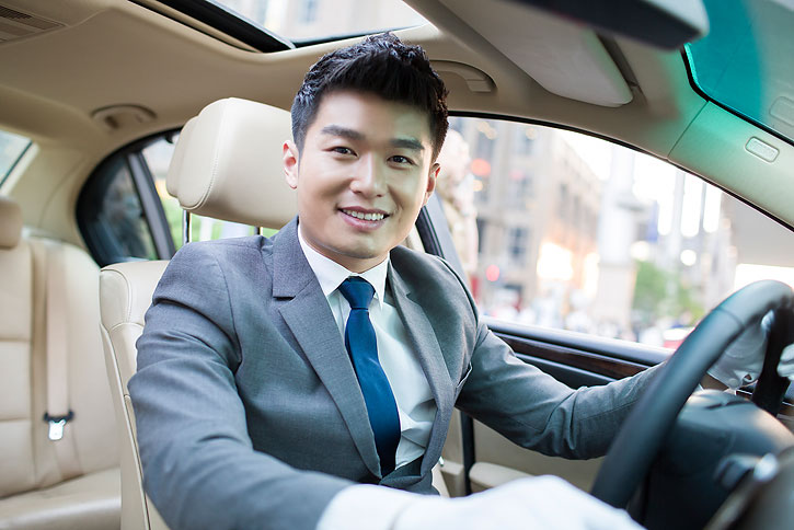 专车司机驾车