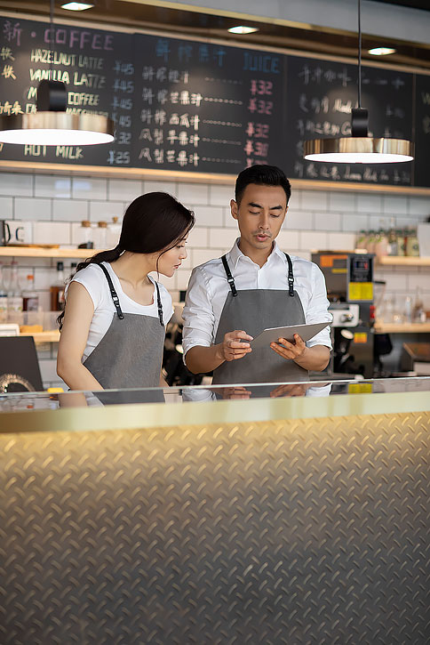 咖啡店店长肖像