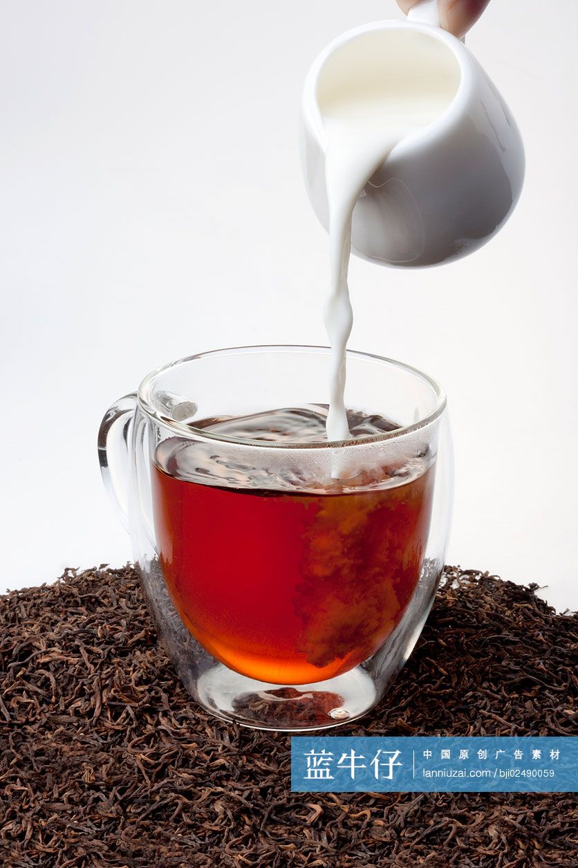 红茶和牛奶