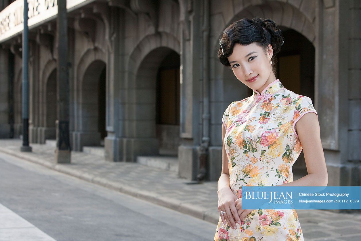 Beautiful Chinese woman in 1930's Shanghai