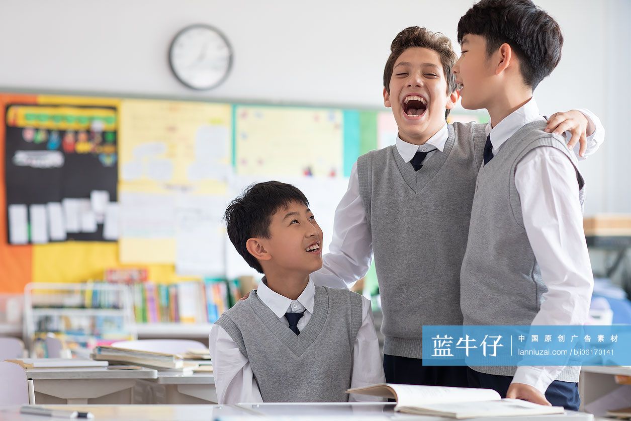 学生在教室