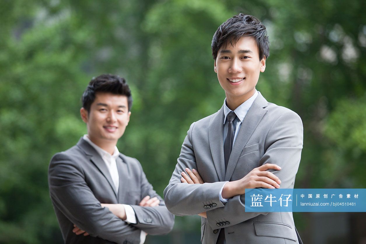 年轻商务男士肖像