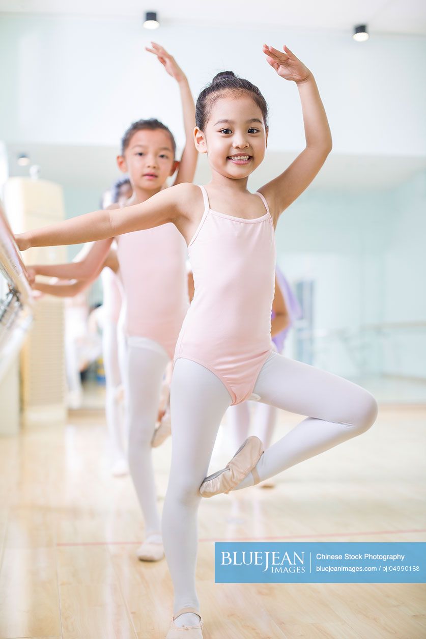Little Chinese girls practicing ballet