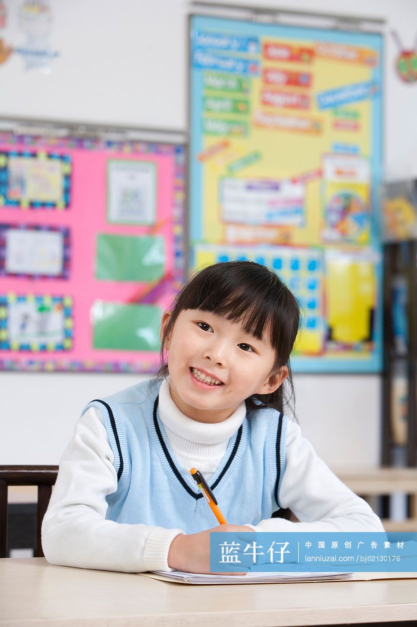 优秀小学生照片图片