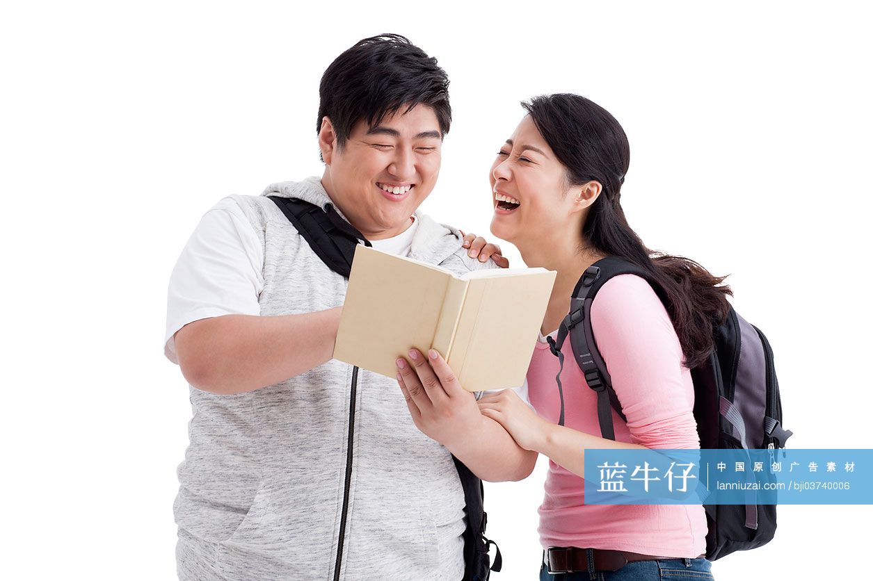 大学生情侣看书交谈-蓝牛仔影像-中国原创广告影像素材
