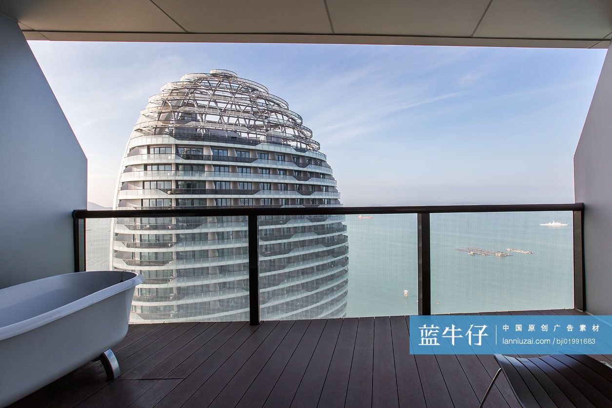 阳台外的美丽海景