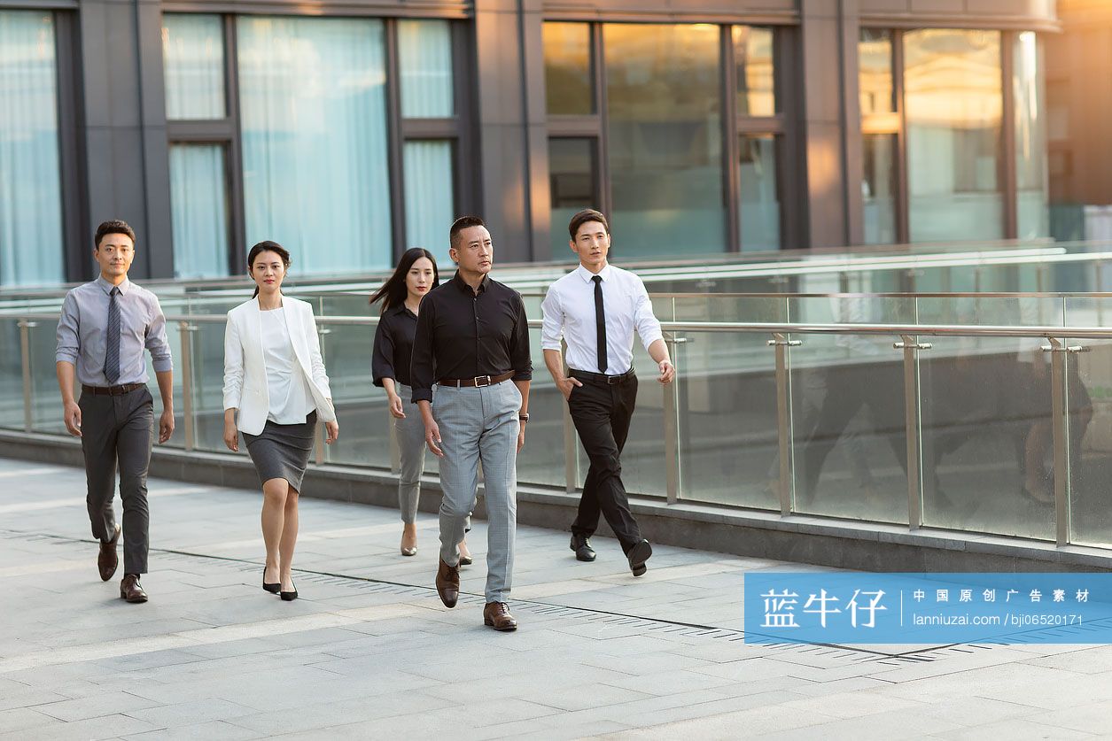 自信的商务团队