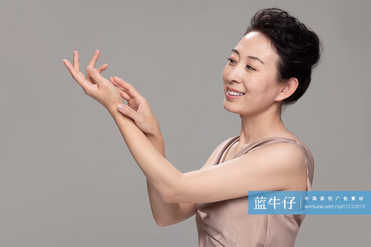 美丽的成熟女性