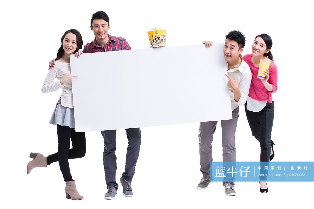 年轻人展示白板