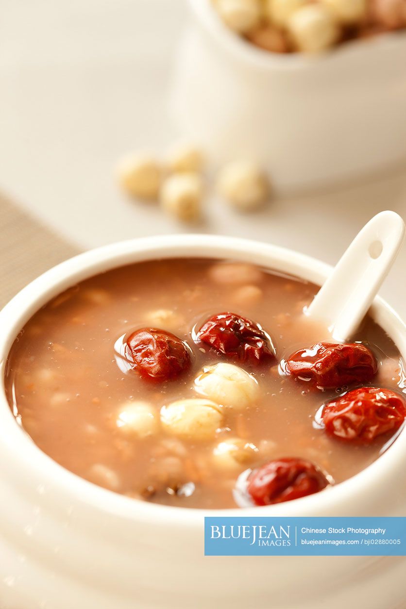 Chinese food—eight ingredient porridge
