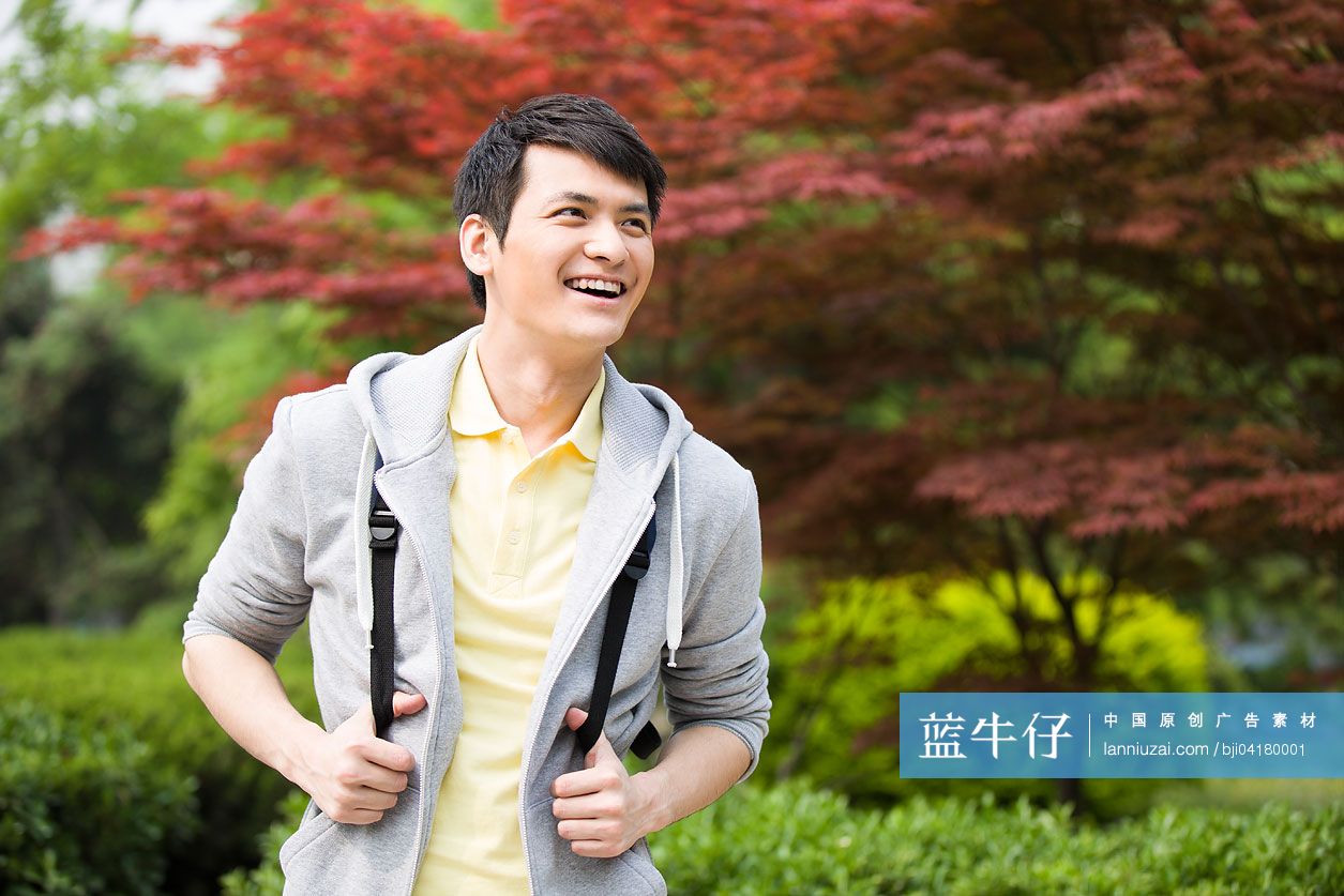 校园里的大学生