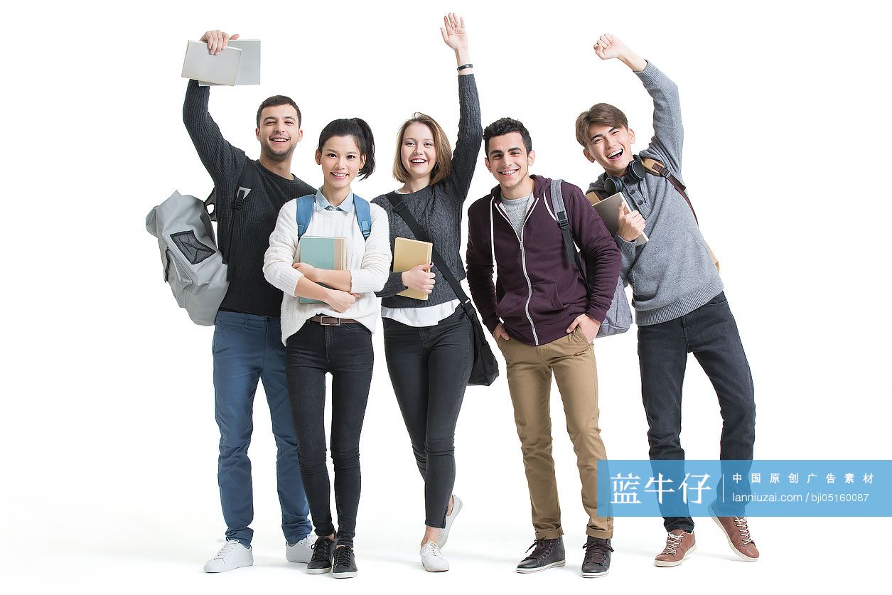 开心的留学生合照