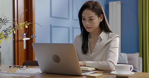 Young businesswoman mastering the work-from-home lifestyle