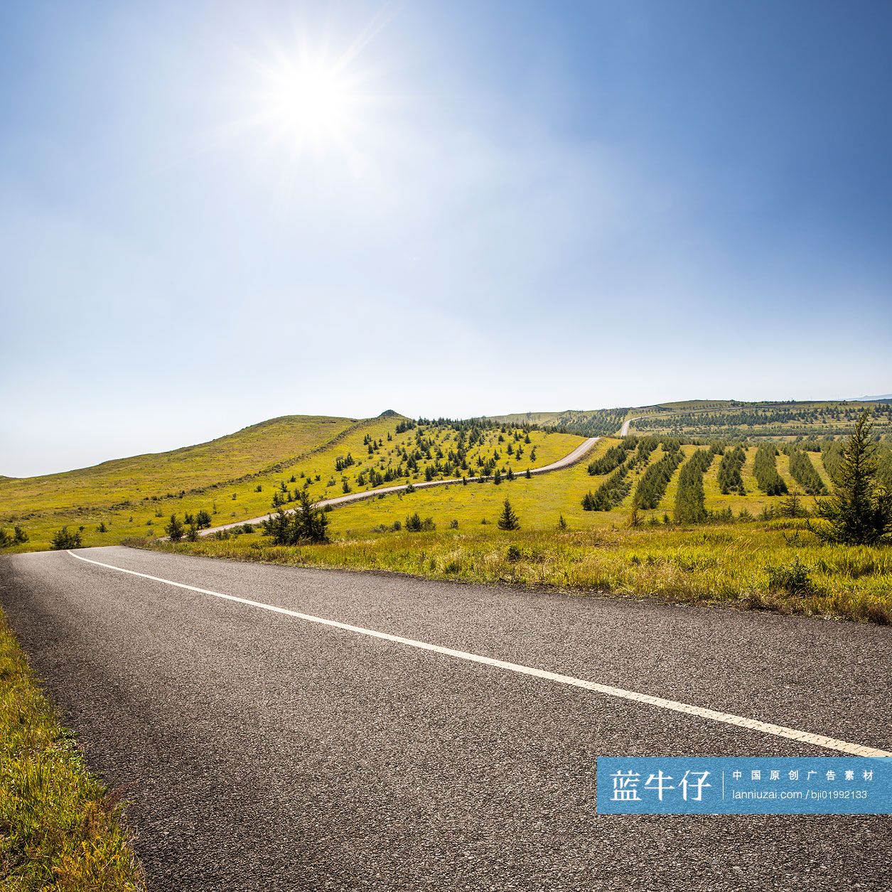 河北草原天路风光