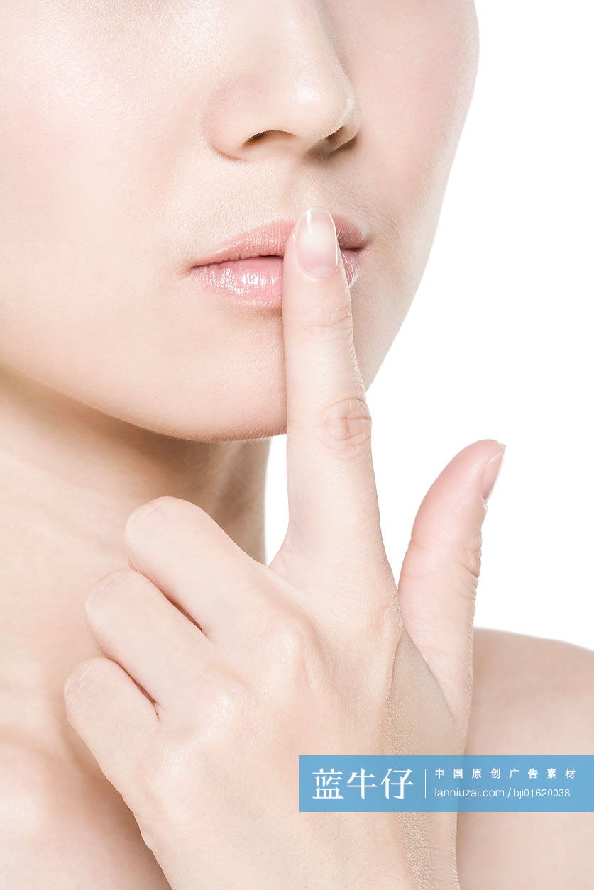 年轻女人面部特写