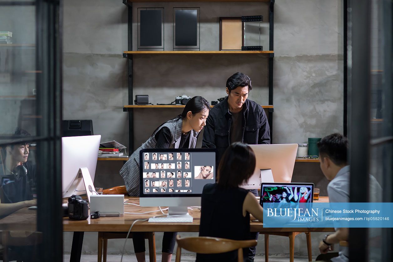 Chinese photographers working in studio