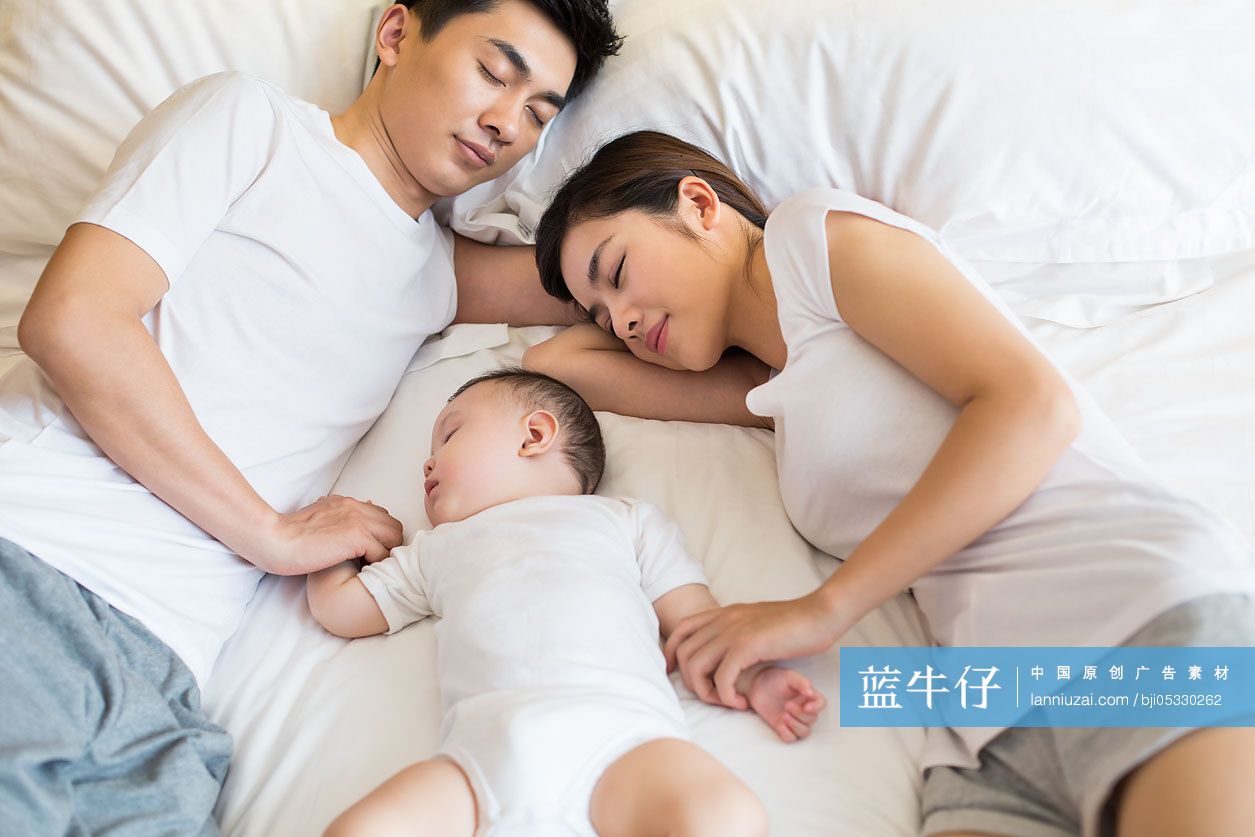 怀孕后，和老公睡觉都有这5种姿势，你们俩是哪种？_li66113698_新浪博客