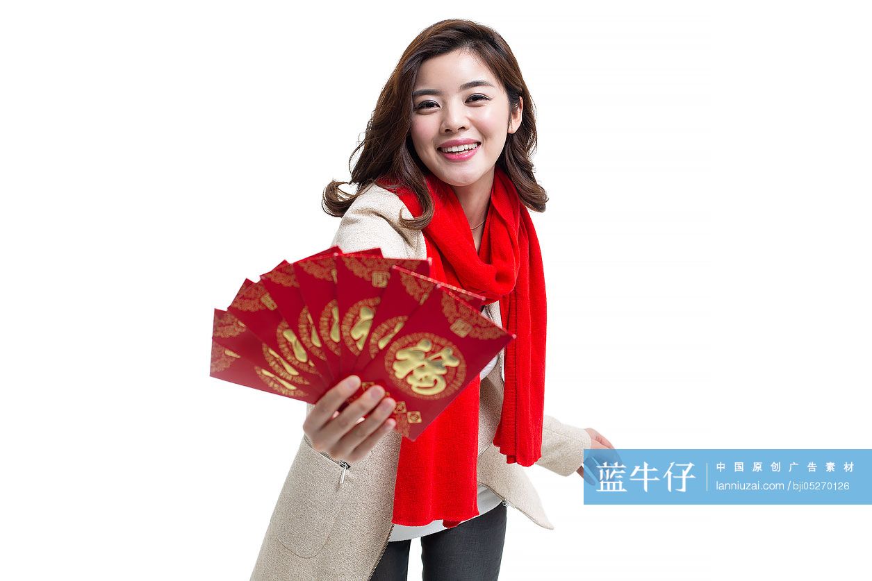 快乐的年轻女士手拿红包