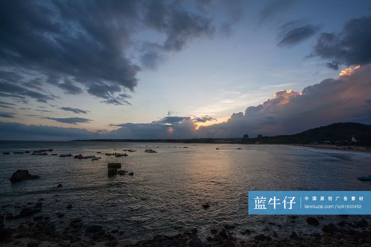 海上日落美景