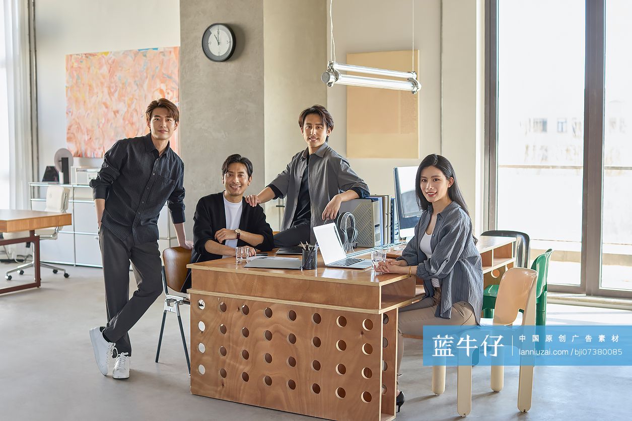 优秀且努力的工作团队