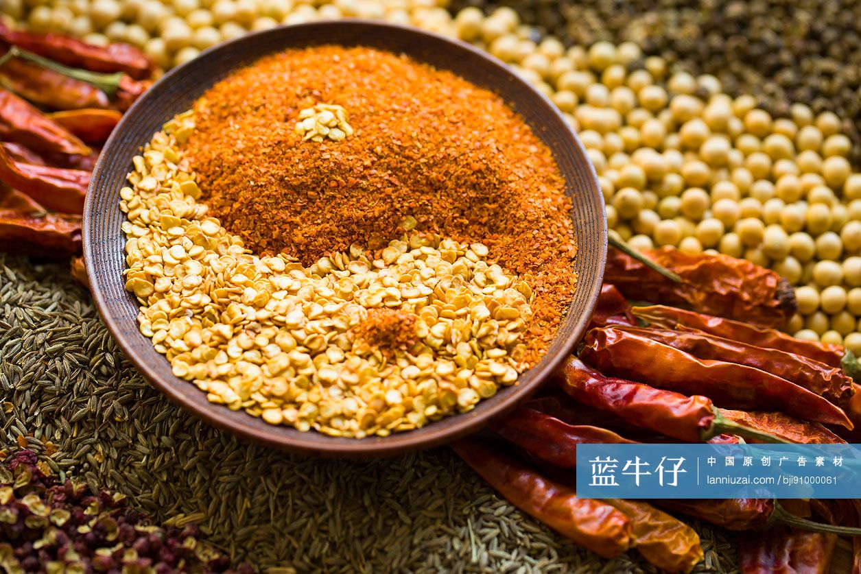 各种调料和太极图案