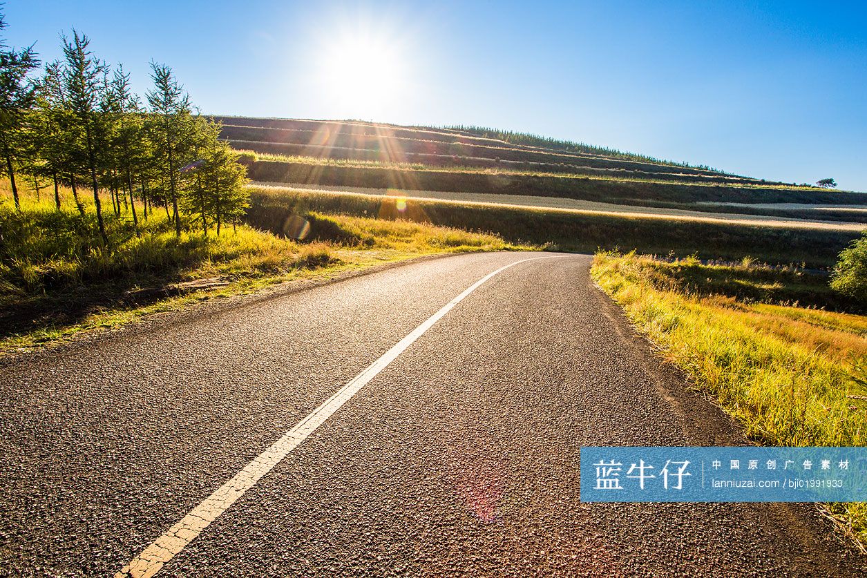 河北草原天路风光