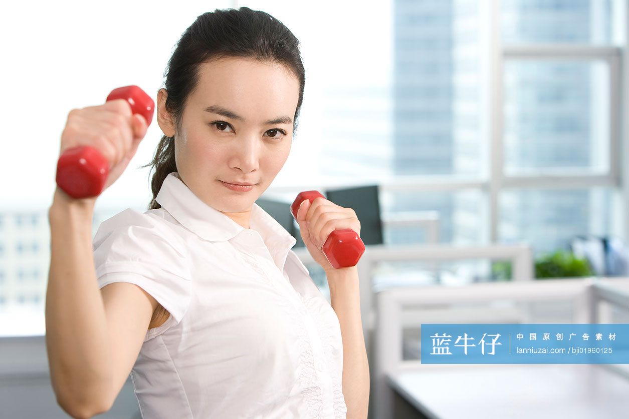 商务女士锻炼