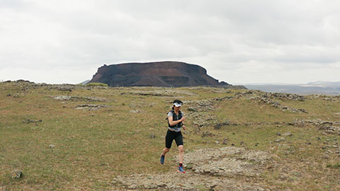 Chinese female trail runner training in nature,4K