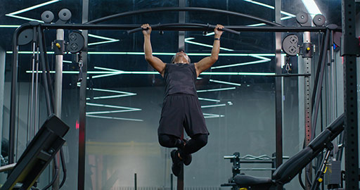 Mature Chinese man working out at gym,4K