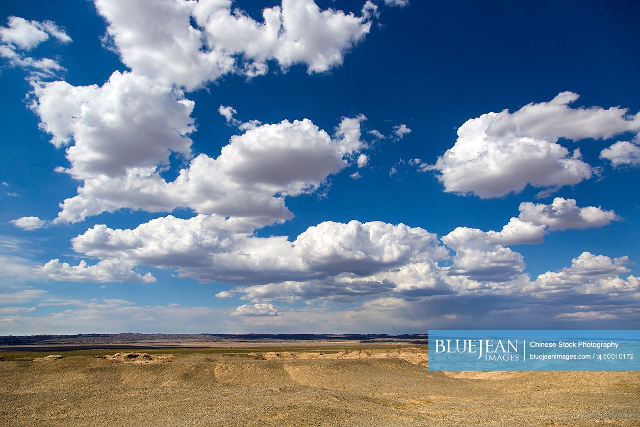 Sky and desert in Gansu province, China