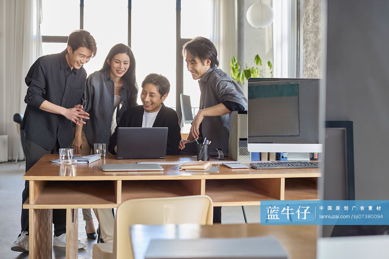 优秀且努力的工作团队