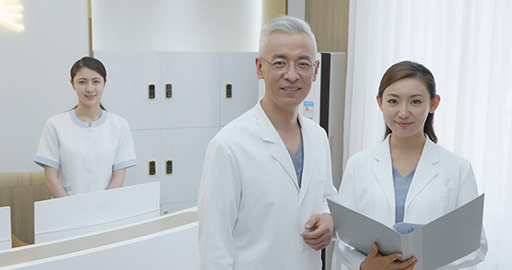 Portrait of professional Chinese medical team,4K