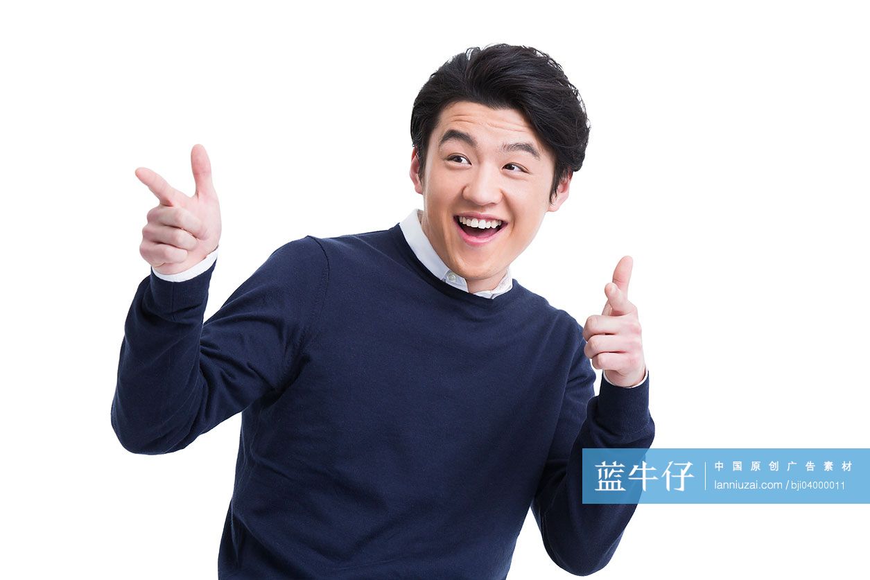 年轻男子做手势