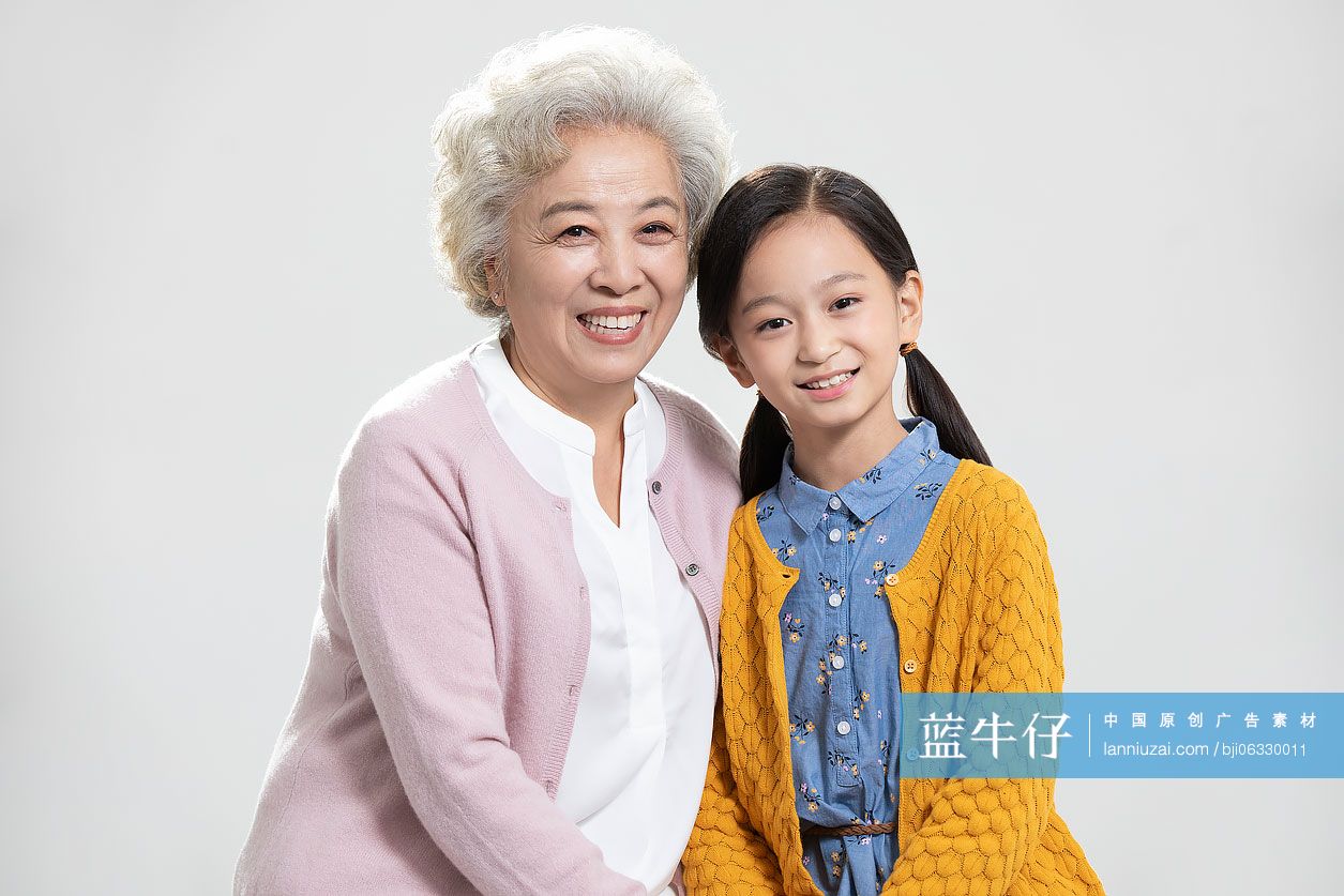 快乐的祖孙俩