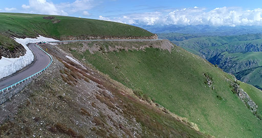Mountain road,4K