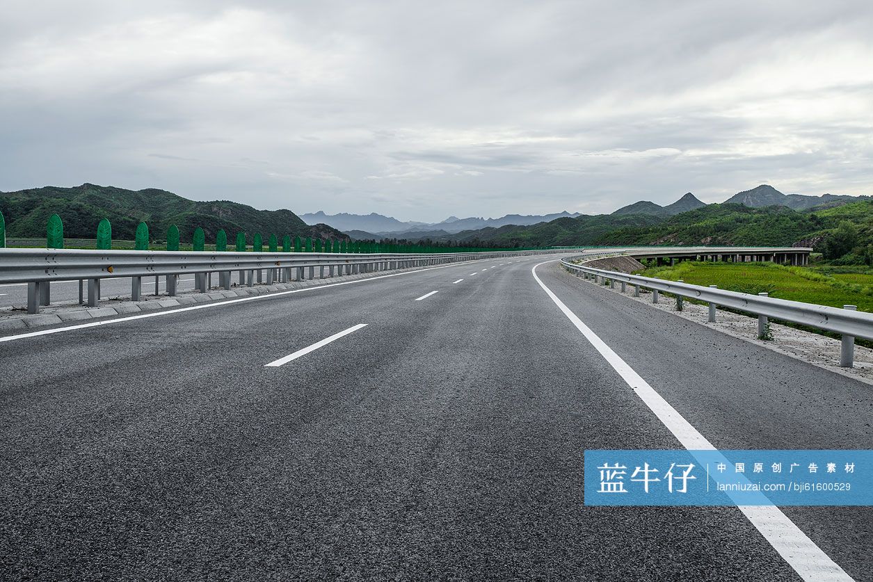 京郊公路美景