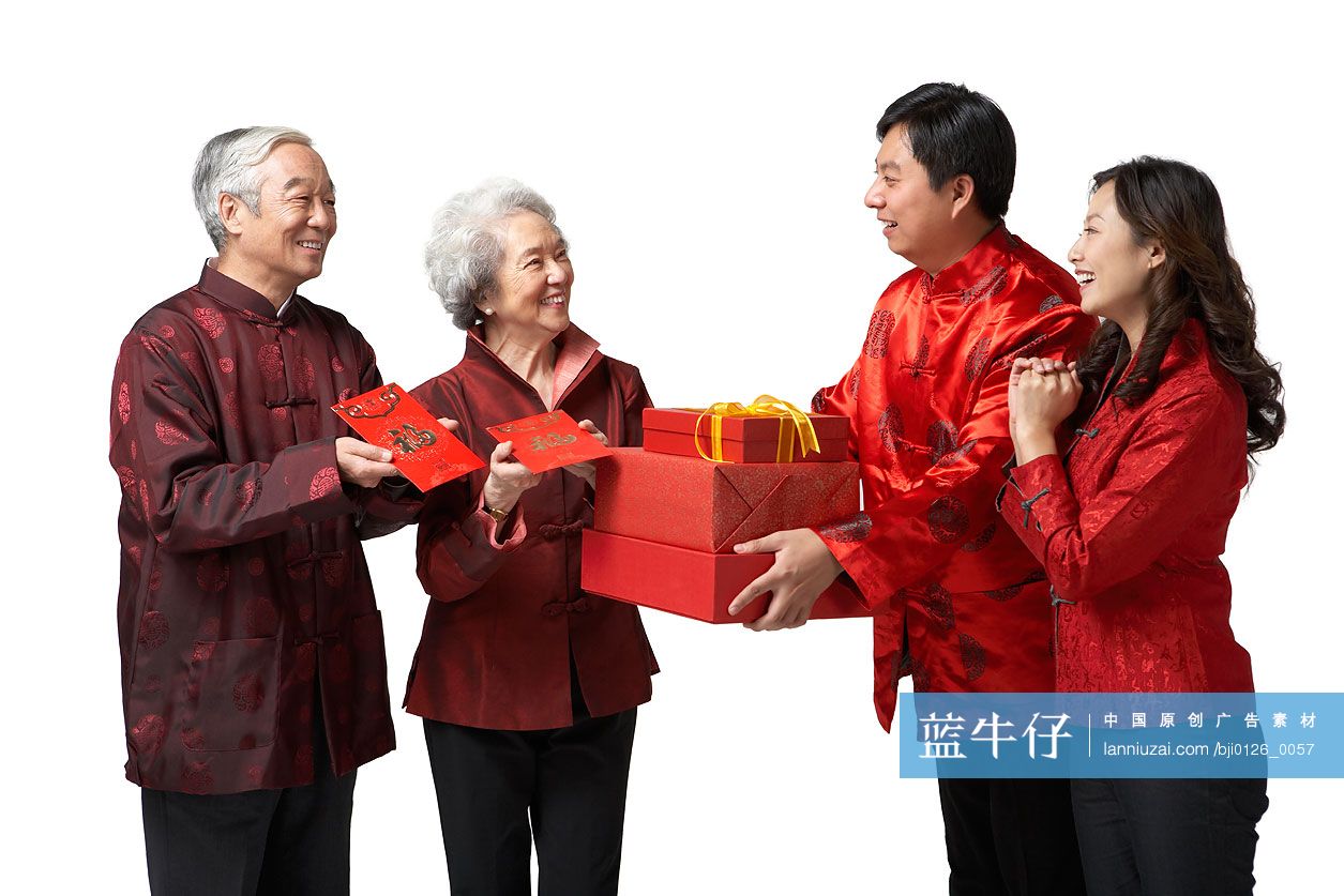 爷爷奶奶爸爸妈妈互送礼物