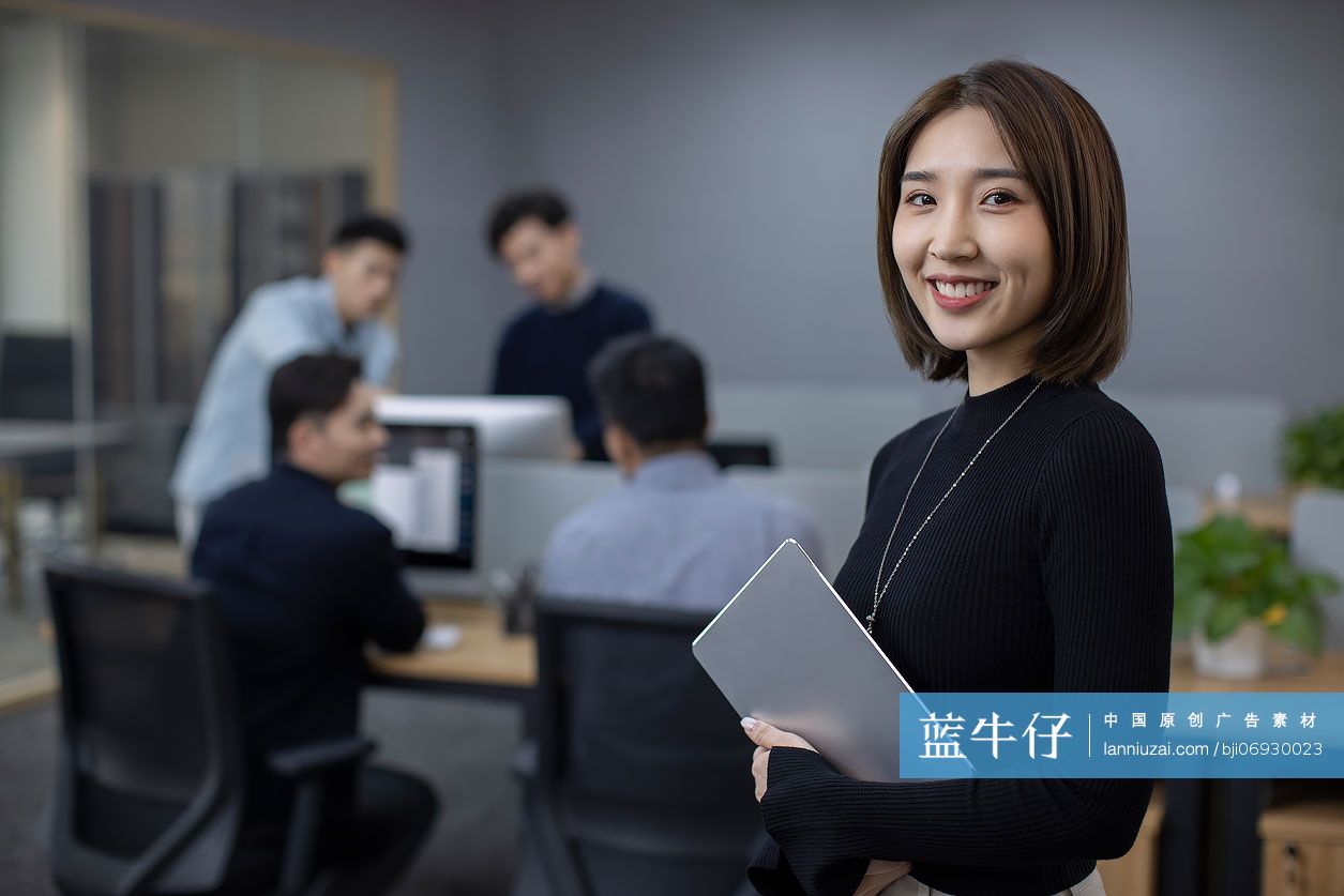 自信的商务女士