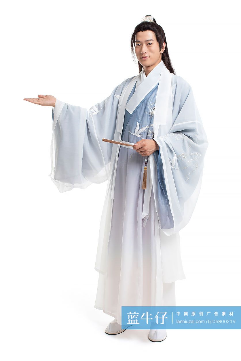 古装男子拿着折扇