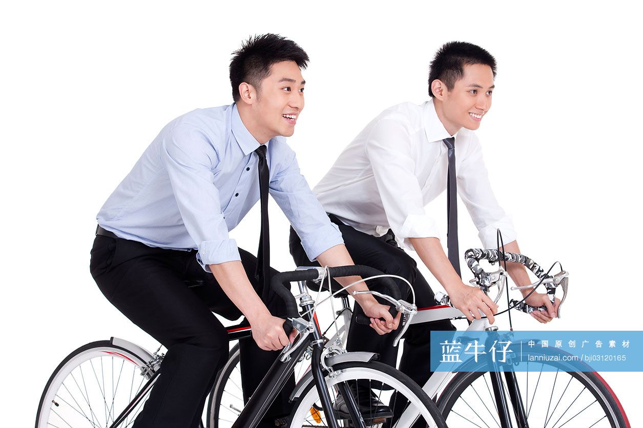 快乐上班族一起骑车