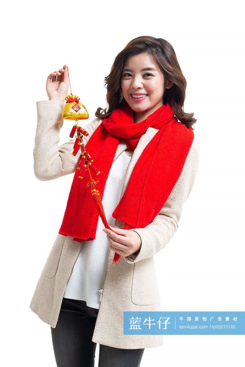 快乐的年轻女士庆祝新年