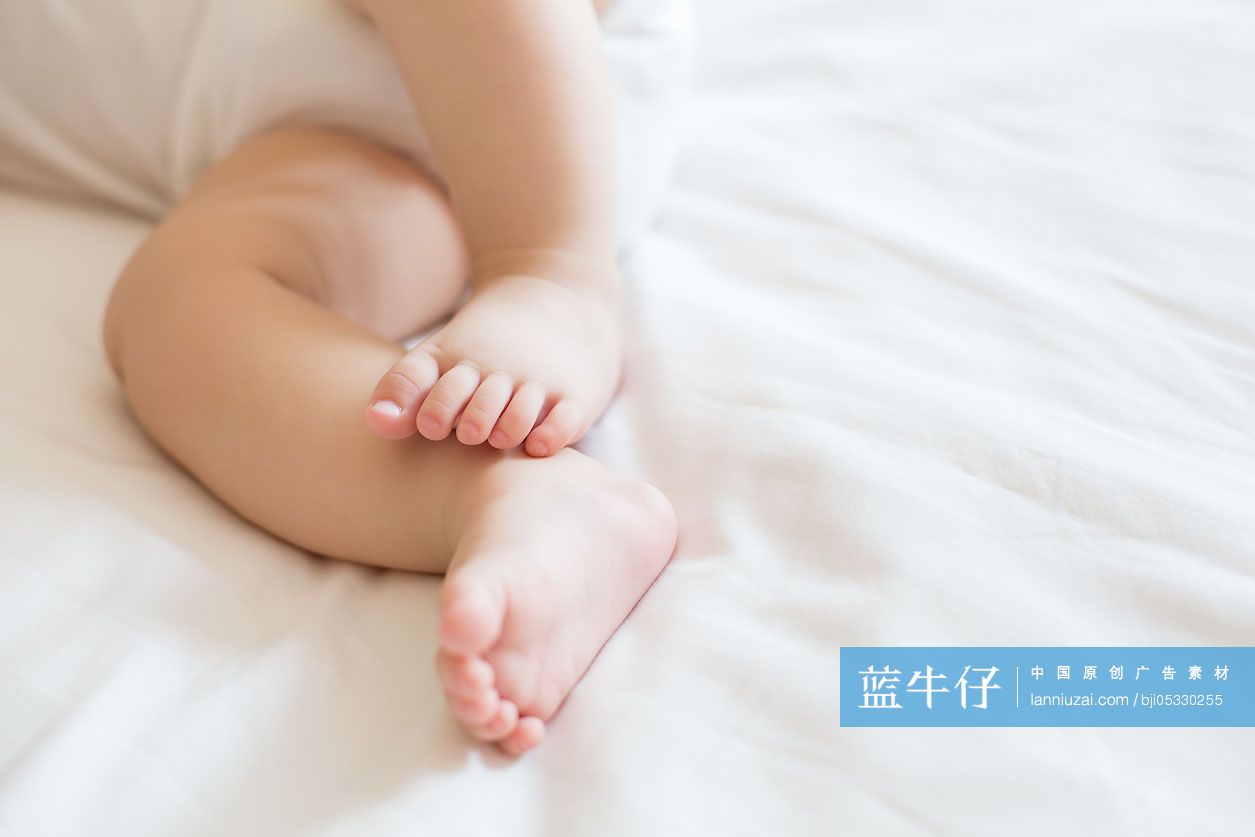 宝宝的脚