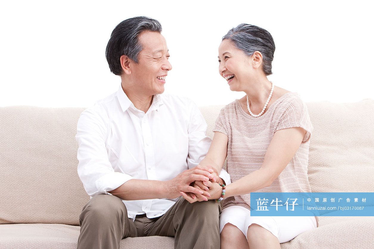 幸福的老年夫妻