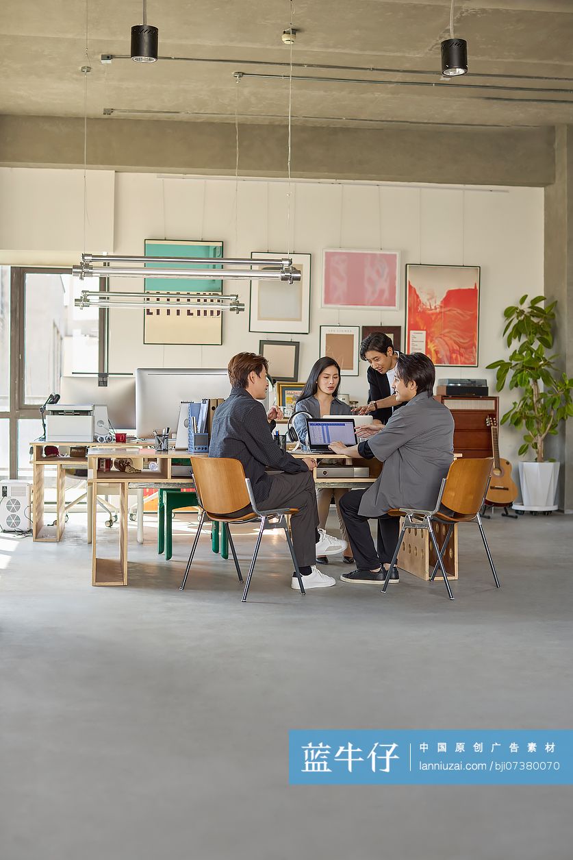 优秀且努力的工作团队