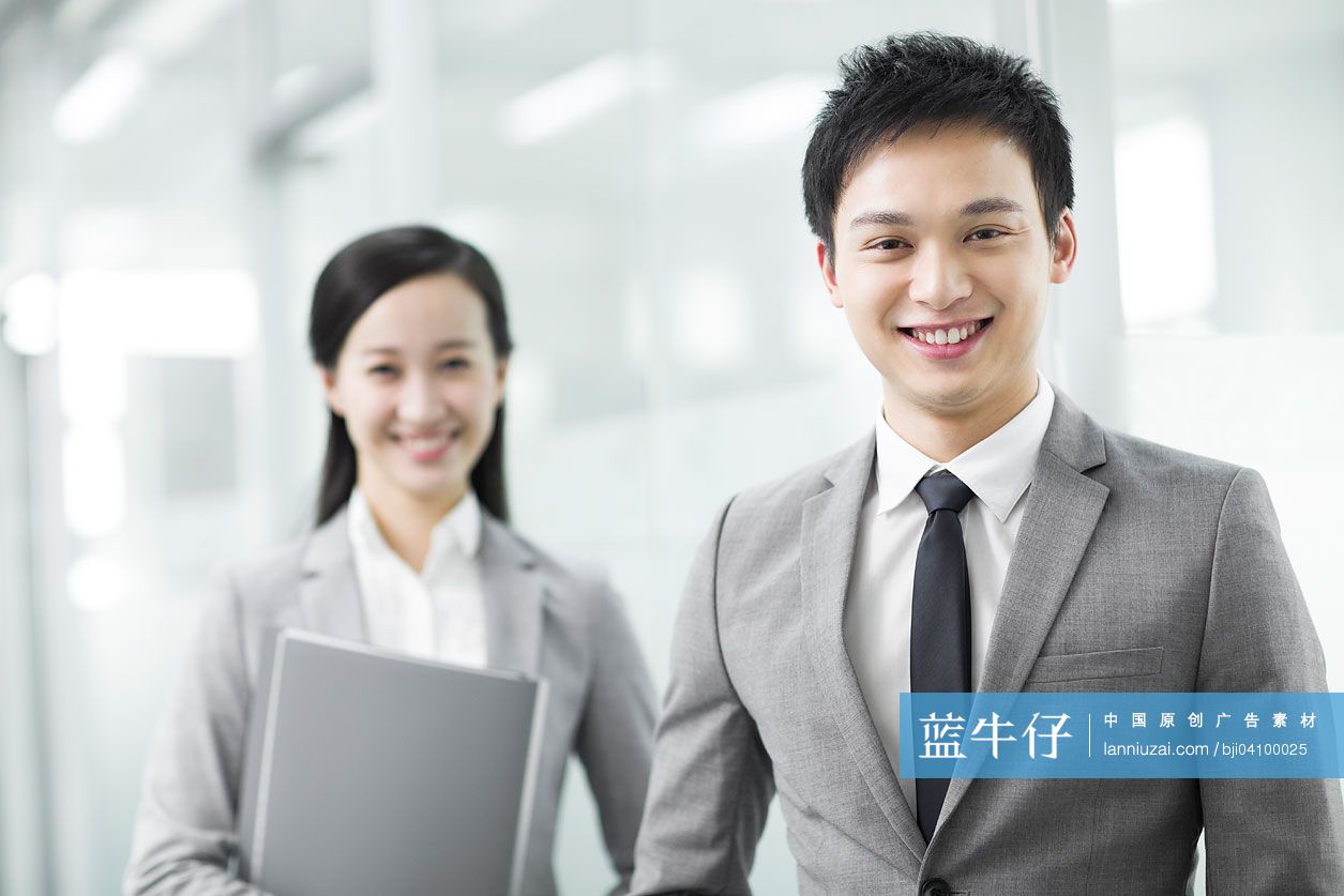 自信的商务人士