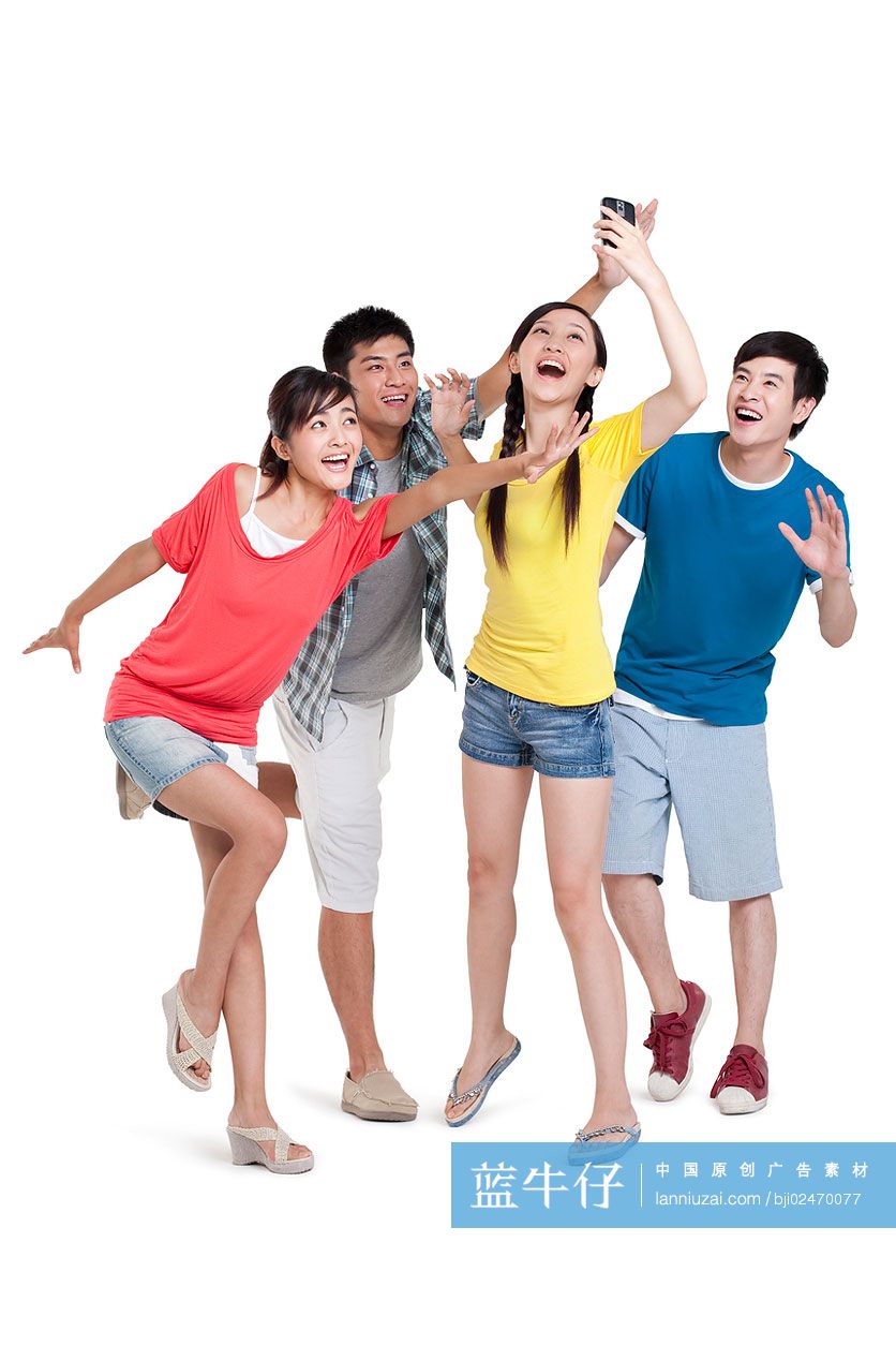 时尚青年玩手机