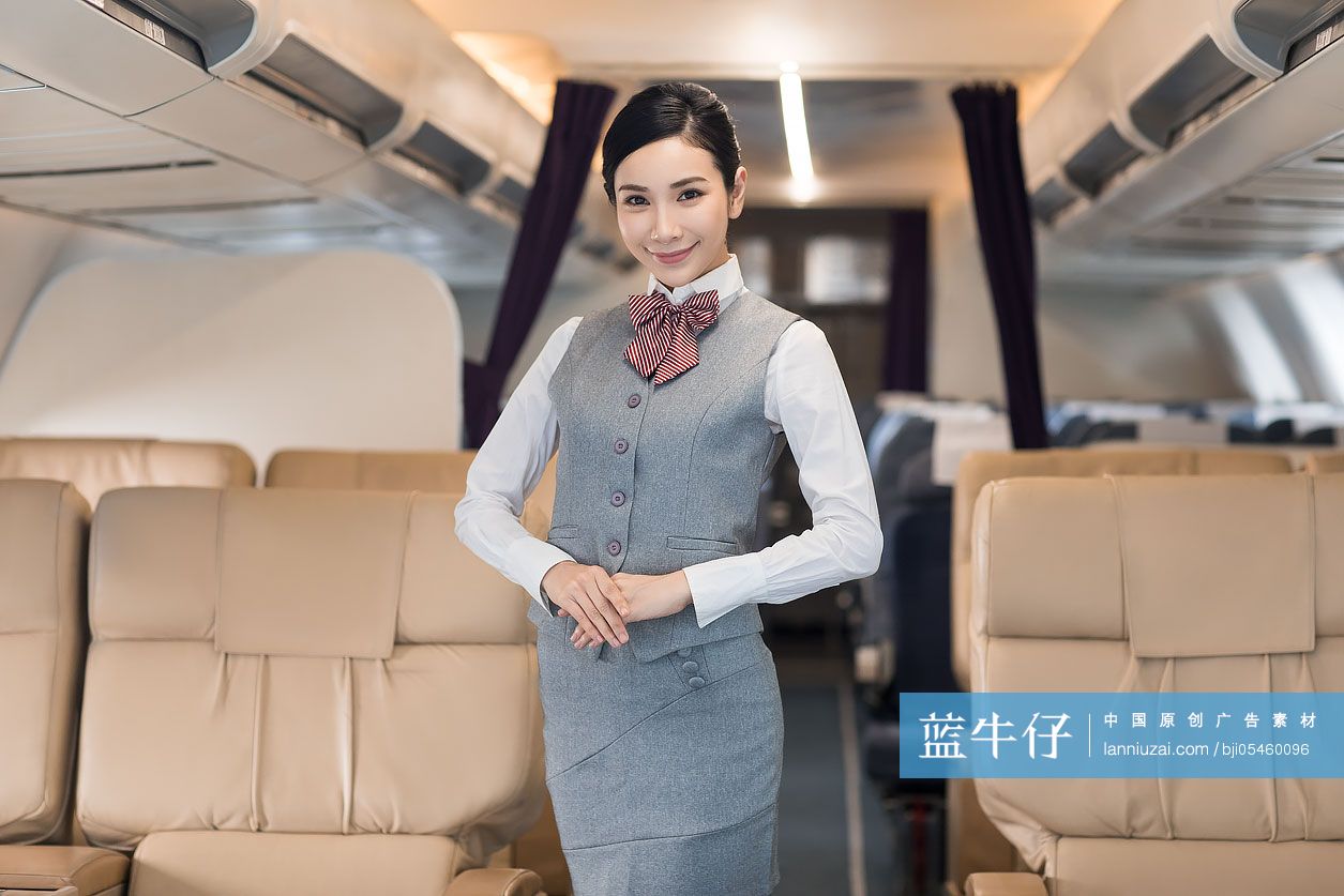 微笑的空姐肖像