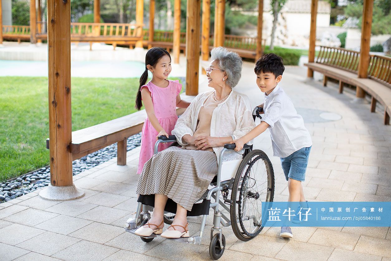 92岁老人轮到二女儿家管饭，有个心愿想让外孙女帮忙，看能否实现_凤凰网视频_凤凰网