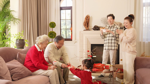 其乐融融迎新年